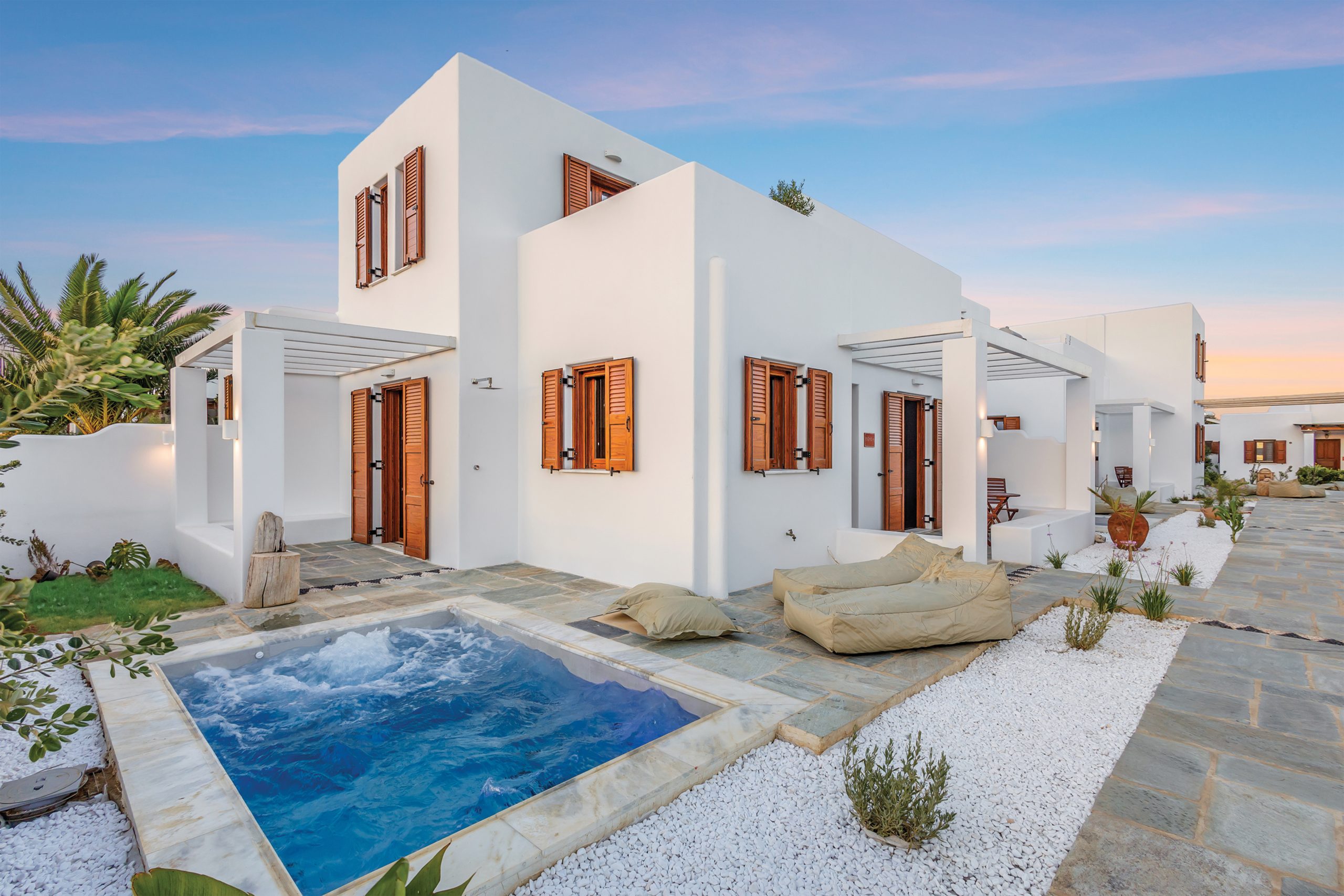 Anemonisia Deluxe Apartments